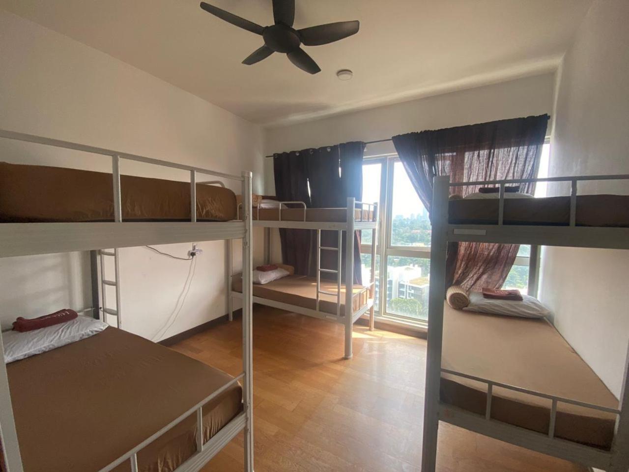 Regalia Exclusive Hostel Kuala Lumpur Exterior photo